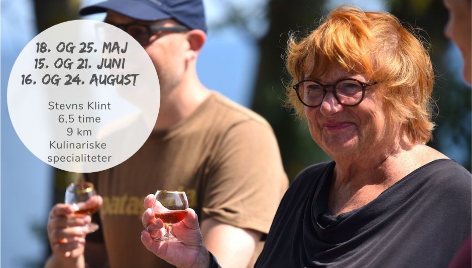 to vandrere nyder mjød ved stevns klint UNESCO verdensarv